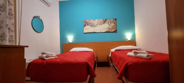 Hotel Indicatore Budget & Business At A Glance image 8